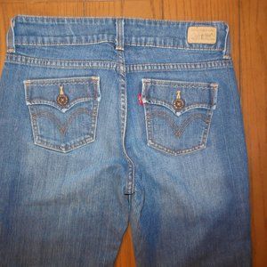 Levi’s 526 Slender Bootcut Med. Wash Jeans 6